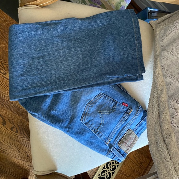SOLD Vintage Levi’s blue jeans - Picture 3 of 5